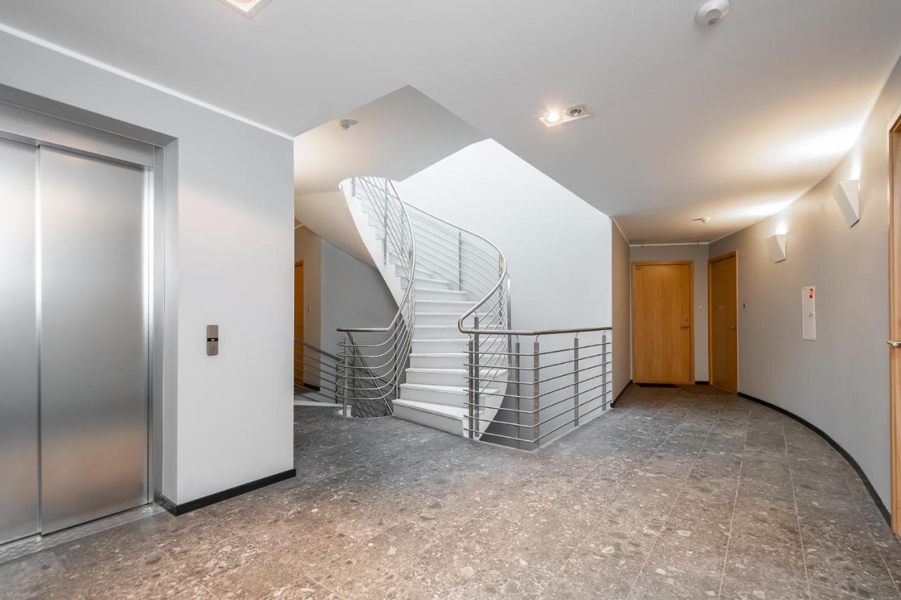 Free Parking, Quiet, One-bedroom At Kalamaja * Tallinn